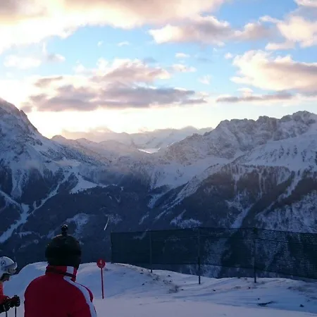 Alpenstern & Konukevi 3*