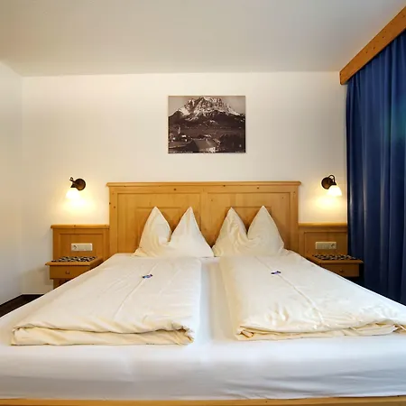 Alpenstern & Πανσιόν