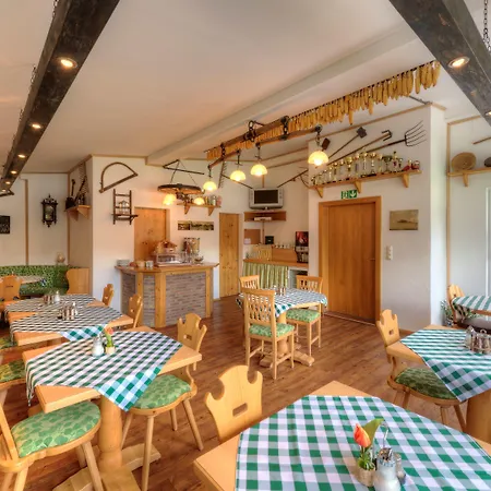 Alpenstern & 3* Lermoos