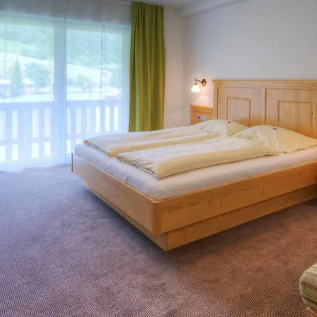 Alpenstern & Πανσιόν Lermoos