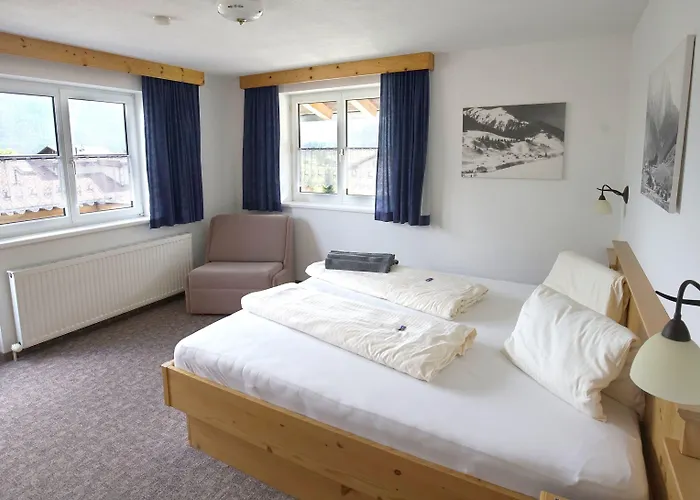 Alpenstern & Πανσιόν