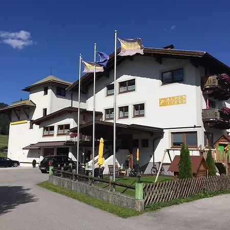 Pensionat Alpenstern &