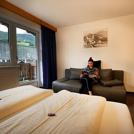 Pensionat Alpenstern &