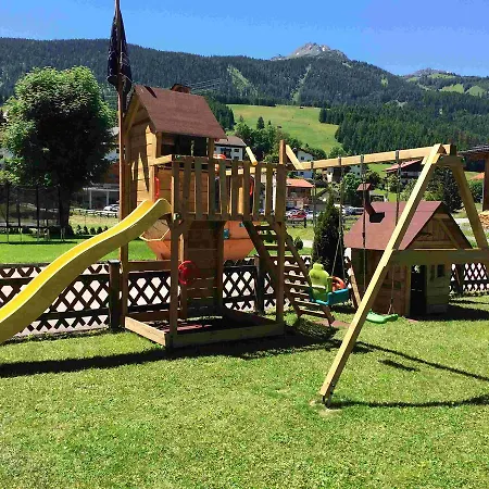 Pensionat Alpenstern & Lermoos